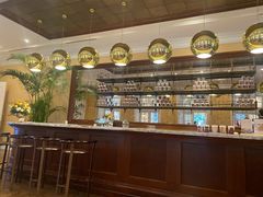 -潮一不贰·法式甜品·生日蛋糕·西式简餐(外滩店)