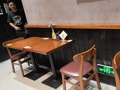 -8PINTS八品脱·日料·烧鸟·精酿小酒馆(莘庄店)