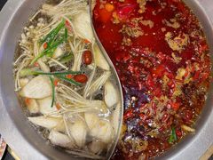 -沸炉重庆老火锅(军事博物馆店)