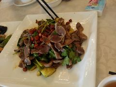 -御满江海鲜酒家(洛溪新城店)