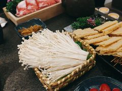 -湊湊火锅·茶憩(打浦桥日月光店)