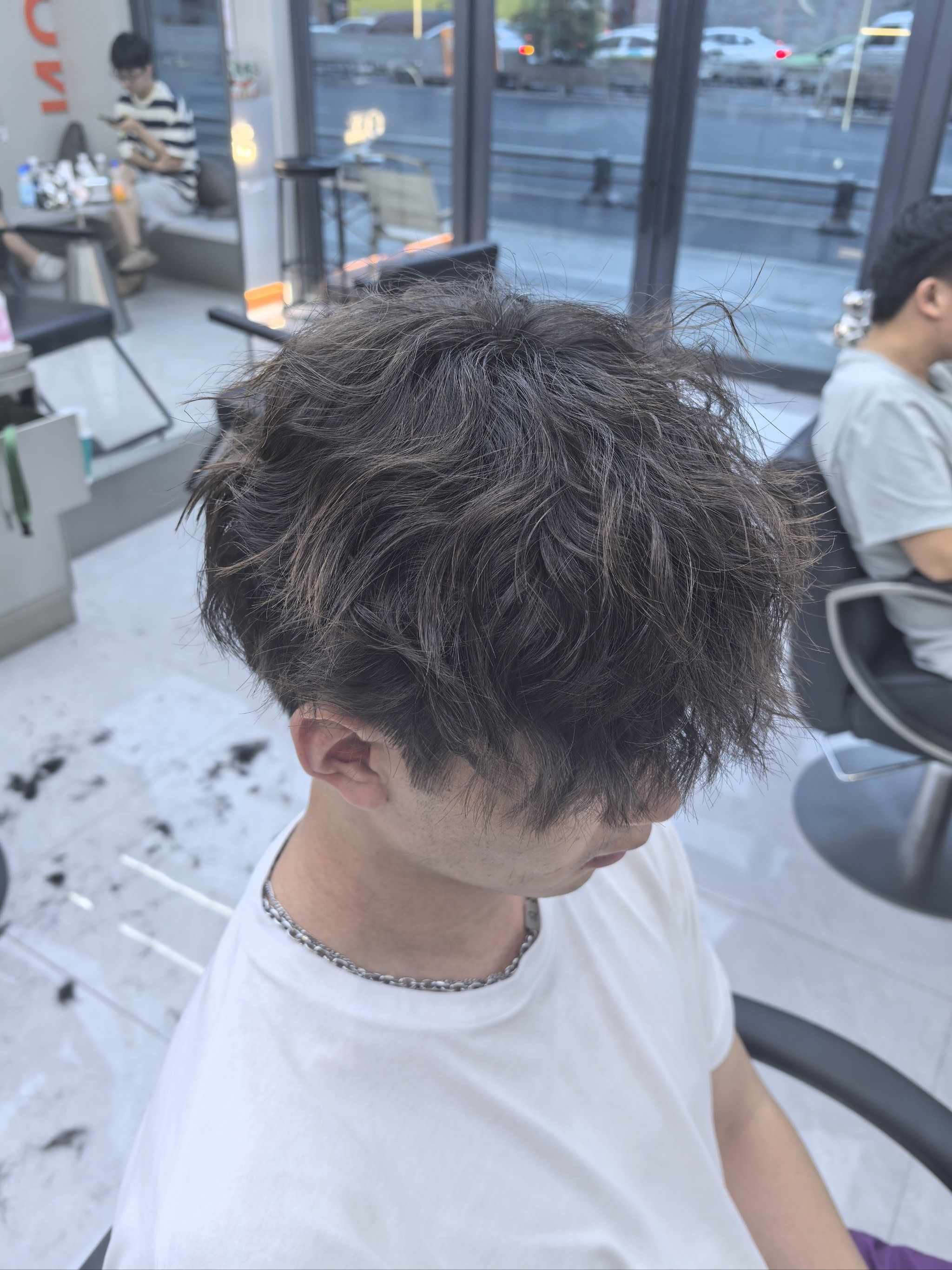 男孩子的个性发型