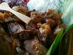 -曼听小寨岩香宰傣家美食城(勐海路店)
