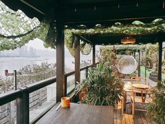 景观位-冰冰龙虾·江湖菜·花园江景餐厅