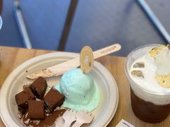 -HUGS coffee(东区店)