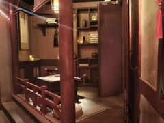 -暴风岛沉浸式体验馆(百联世纪店)