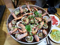 -老东镇啤酒屋海鲜加工·蒸汽海鲜·海鲜烧烤(台东店)