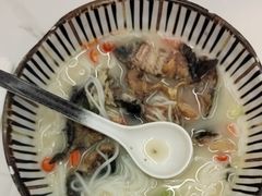 -鲜越鲜鱼粉(财富购物中心店)