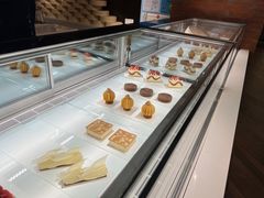 -潮一不贰·法式甜品·生日蛋糕·西式简餐(外滩店)