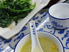 -范饭椰林川湘味海鲜·椰子鸡(三亚湾椰梦长廊店)