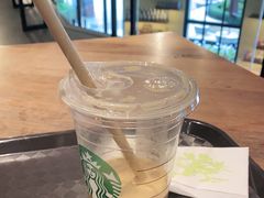 -星巴克(迪士尼小镇店)
