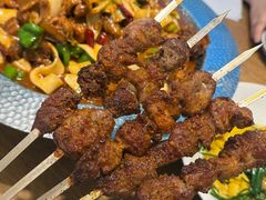 -俭寨大盘鸡·手抓肉·烧烤新疆菜(乌苏路店)