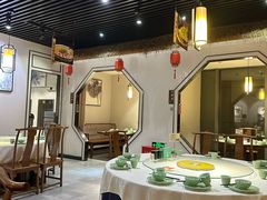 -大城小院饭店(博隆广场虹桥店)
