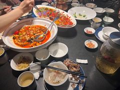 -凤凰湘语·平价海鲜餐厅(浦东旗舰店)