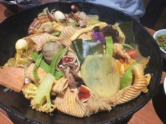 -万记麻辣烫国展总店
