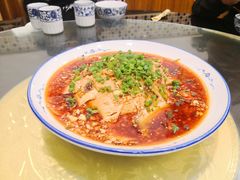 -石磨豆花家常菜·牦牛排土火锅