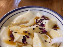 -云阿蛮云南生烫牛肉米线(奉贤路店)