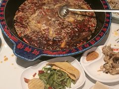 -何师傅美蛙鱼头(汉街店)