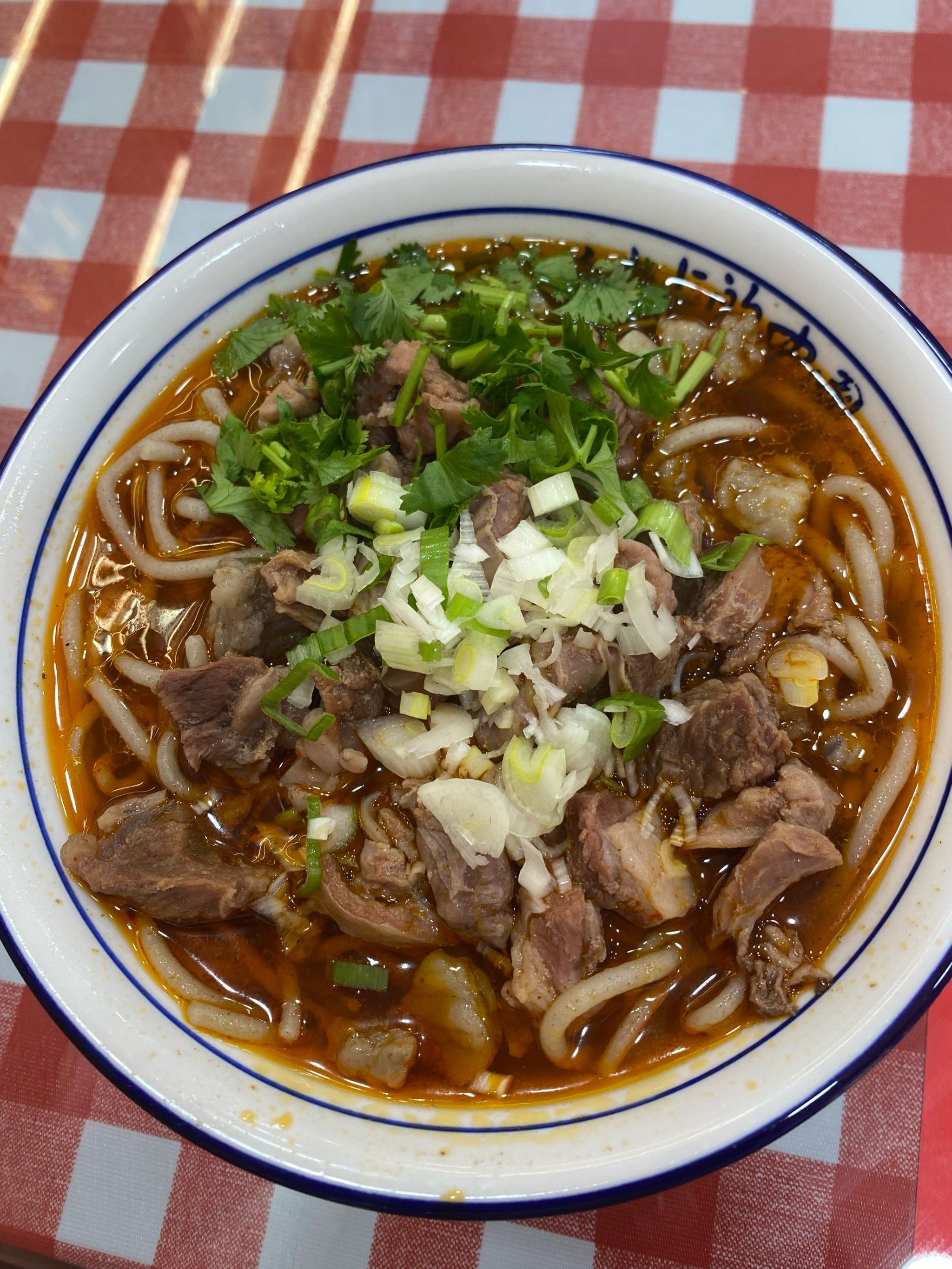 肉多到爆的无敌羊肉饸饹面