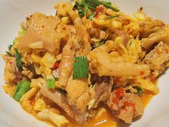 白辣椒土鸡-老湖南民间菜·牛肉十八炒(花都店)
