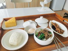 -雪梅月子中心(华侨城店)
