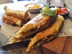 墨西哥鸡肉卷饼-HIGH FIVE哈福手工汉堡(桂林路店)