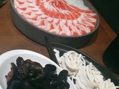 -快乐小羊·内蒙牛羊肉火锅(流花中心店)