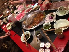-大龙辣火锅·龙虾·烧烤(湖滨新天地店)