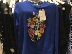 -文艺复兴百货(米兰大教堂广场店)