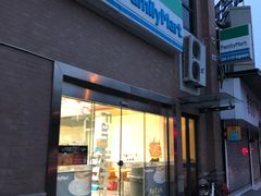-全家便利店(上丰路店)