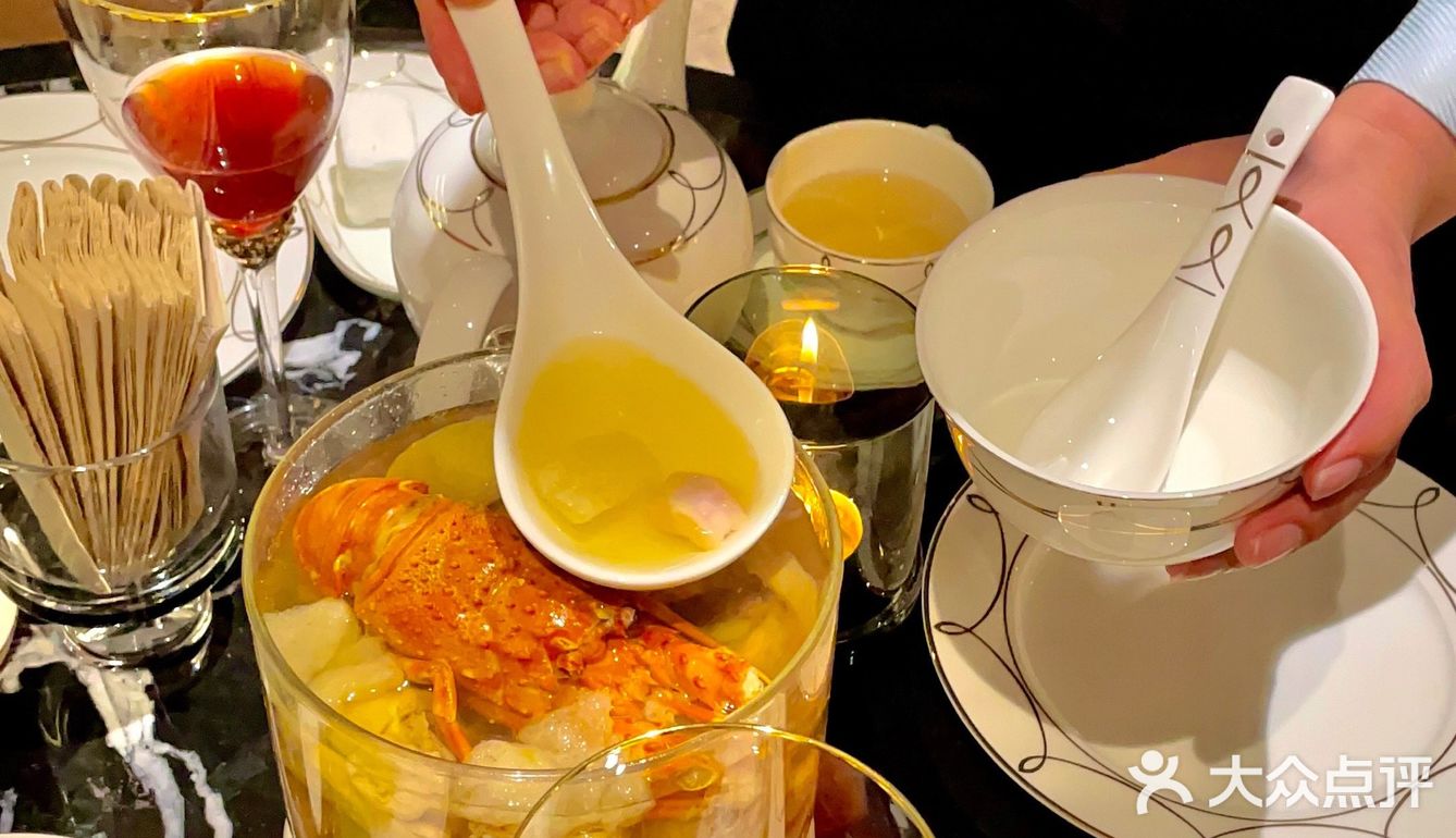 青岛氛围感粤味餐厅，舒适与美味碰撞出火花 
