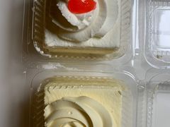 -红宝石·鲜奶小方·海派西点房(南丹店)