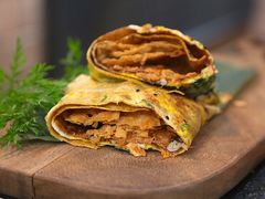 -正宗杂粮煎饼香软鸡蛋饼