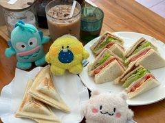 -荣晖咖啡美食(司打口店)