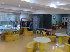 -乐悠游亲子游泳俱乐部