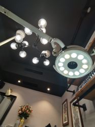 -鳌首刺青纹身 穿孔饰品店