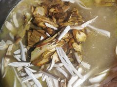 -菌海森林·非遗野生菌火锅(西山区滇池路摩根道店)