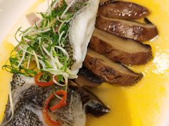 -港丽餐厅(高德置地店)