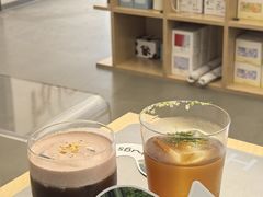-HUGS coffee(东区店)