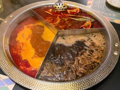 -廖掌柜·重庆鲜货火锅(上海首店)