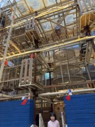 -PIPIKINGDOM皮皮王国欢乐号(欢乐海岸购物中心店)