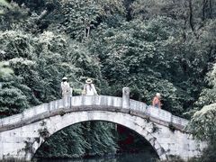 -黔灵山公园-南门售票处