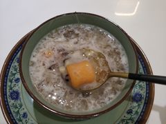 牛奶芋圆桃胶雪燕-党公糖水铺(鹭江店)