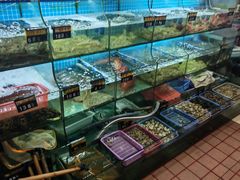 -覃记海鲜美食餐厅