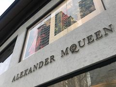 -Alexander McQueen(远洋太古里店)