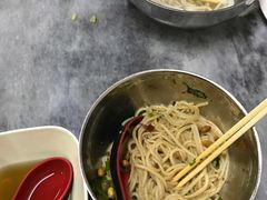 -红鼻子桂林米粉(金唐新光界店)
