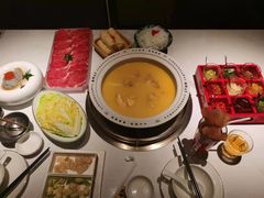 -领鲜天下·焗海鲜·花胶鸡(天目里店)