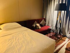 -广州天河希尔顿酒店