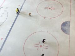 -冰纷万象滑冰场(二七万象城店)