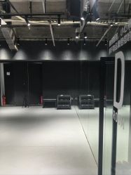 -CASTER跳舞俱乐部